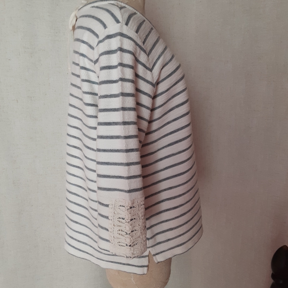 Striped Top - Picture 3 of 7